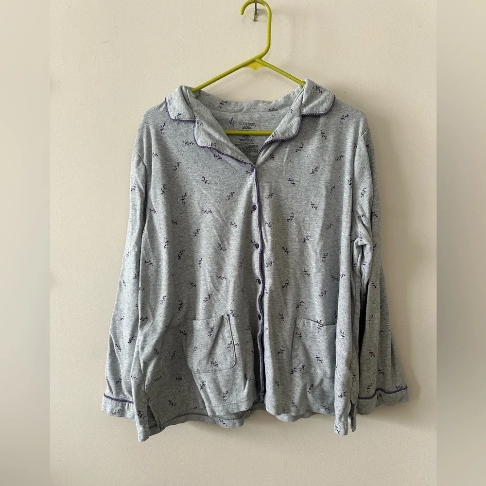 Women’s Simply Basic pajama button up top 2x